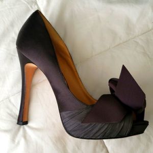 Badgley Mischka Brown Silk Pumps with Bows